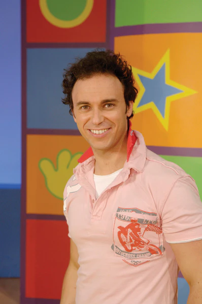 File:Nathan Series 9 Outfit.jpg