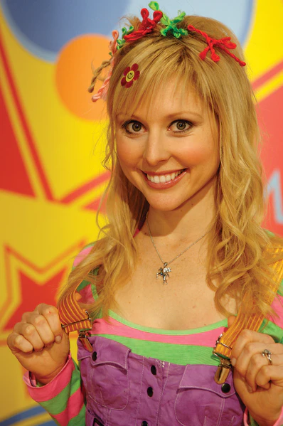 File:TimeMachine Charli01.jpg